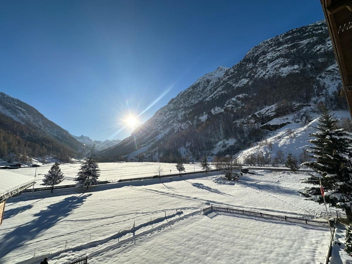 Alpine Magic For The Whole Family Near Zermatt With Parking! Apartment Tasch Exterior photo